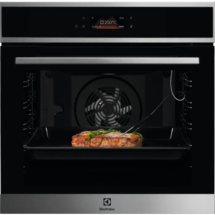 ELECTROLUX EOE8P39WX